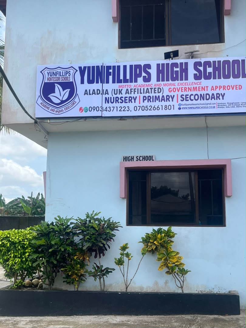 Yunfillips Schools - Slide 2